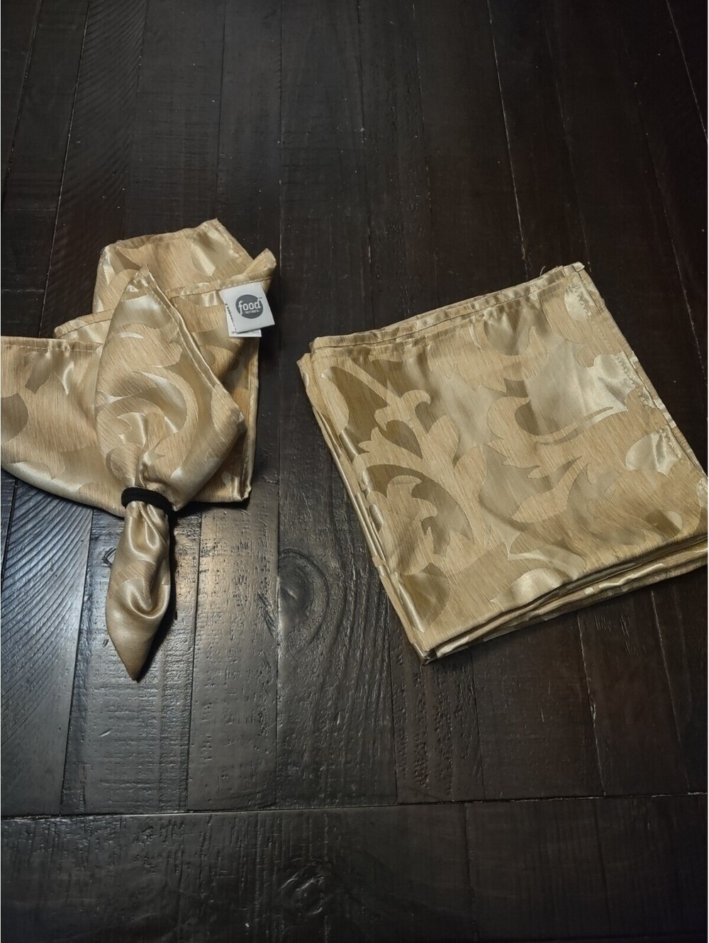 Gold Damask Floral Cloth Dinner Napkin Set Of 6  19"